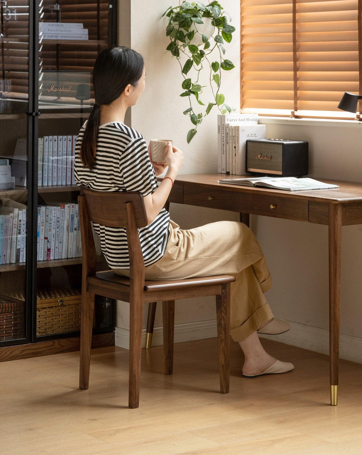 ポルヴォー ウォールナット ナチュラル ダイニングチェア 3